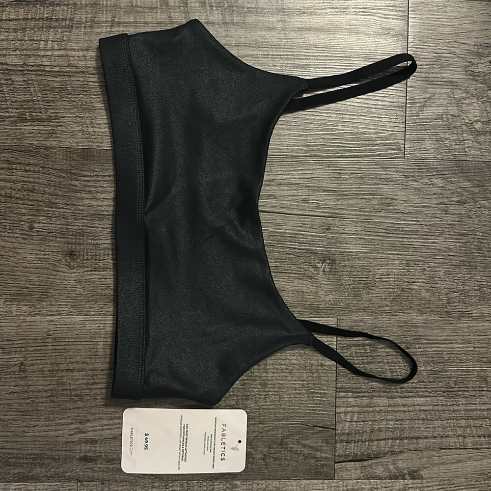 Fabletics Low Impact Sports Bra - Iridescent Black